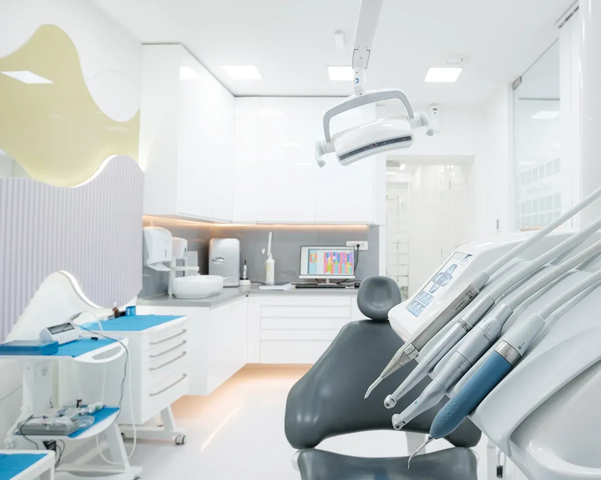 Dental clinic professional services and modern equipment